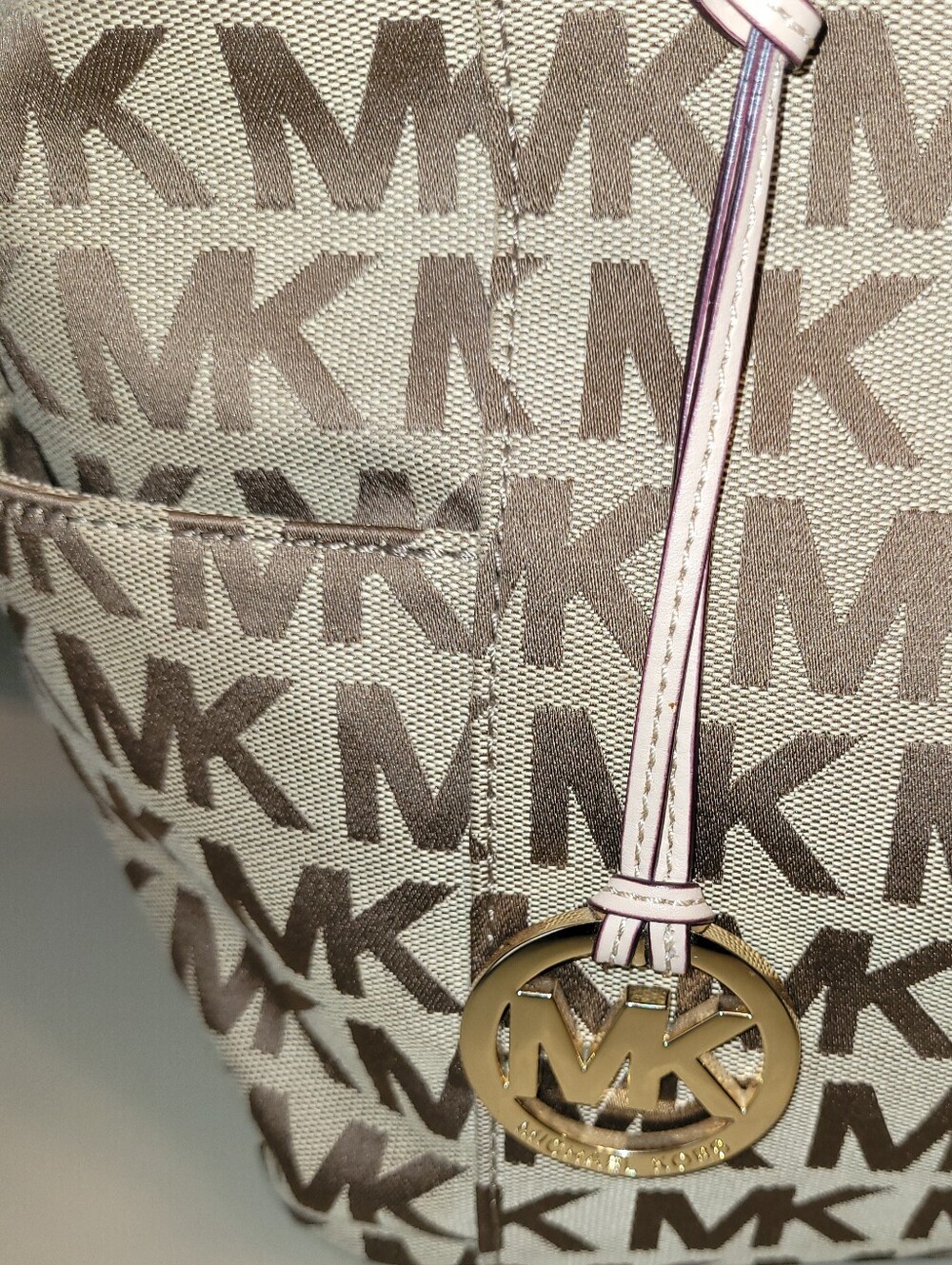 Michael Kors Jet Set Medium Logo Beige Signature Tote With Dust Bag. - Picture 4 of 16